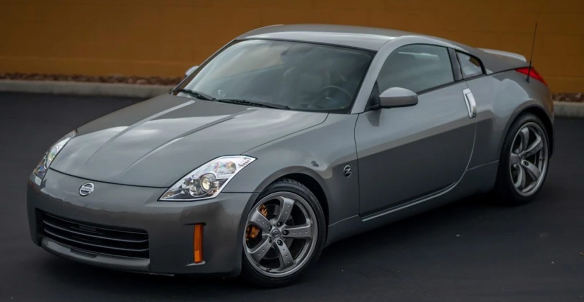 2006-Nissan-350Z-Grand-Touring-(Silver)---front-right