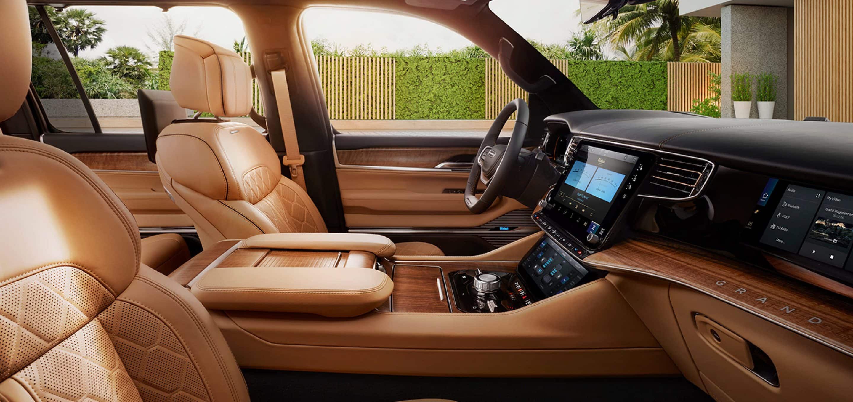 The cabin of the 2022 Jeep Grand Wagoneer.