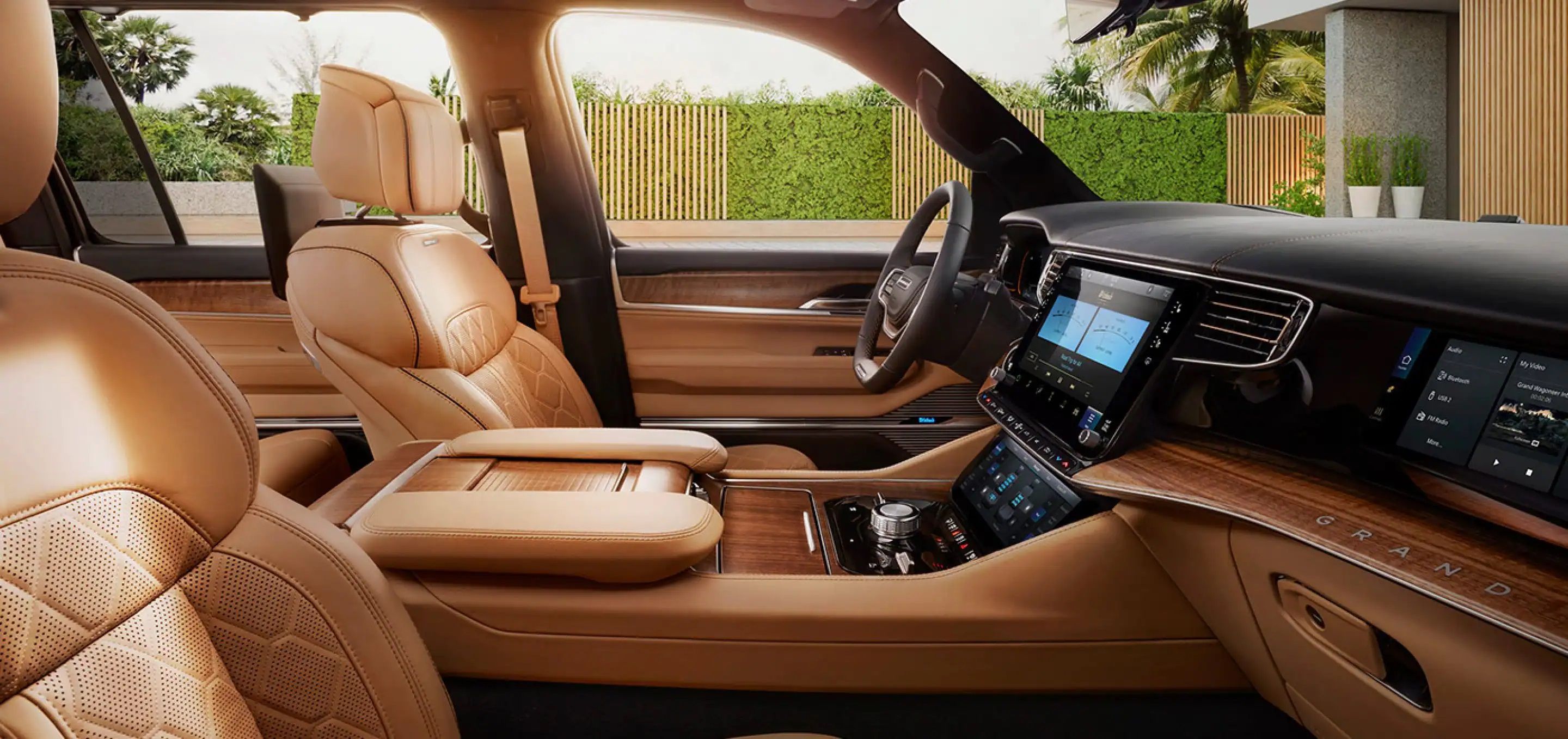 The cabin of the 2022 Jeep Grand Wagoneer. 