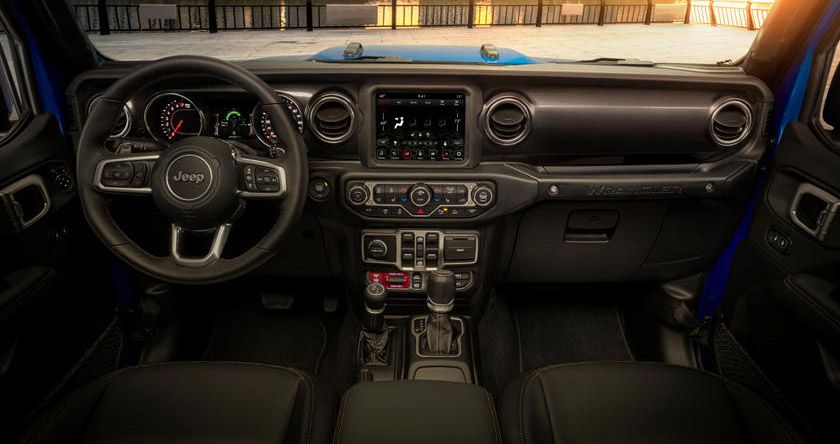 2022-jeep-wrangler-rubicon-392-central-console-dashboard