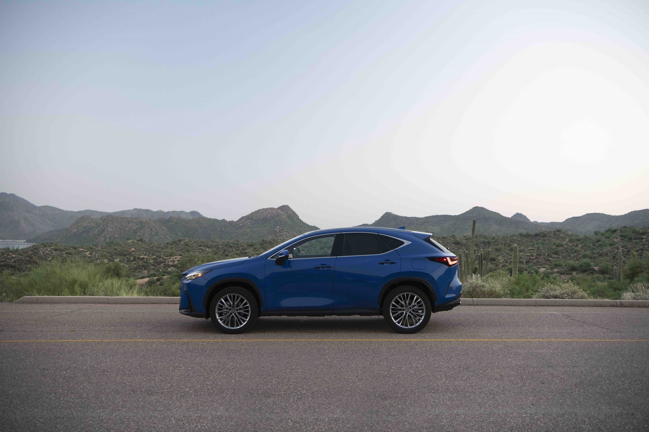 2022_Lexus_NX-350h_Luxury_GrecianWater_040-scaled