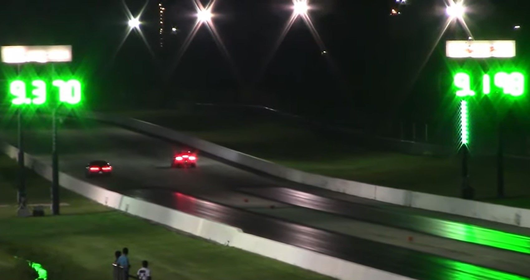 Watch A 5th Gen Ford Mustang GT Take Down A 1st And 4th Gen Mustang On watch-a-5th-gen-ford-mustang-gt-take-down-a-1st-and-4th-gen-mustang-on