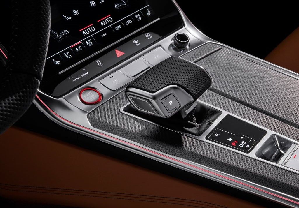 Audi-RS6_Avant-2020-Shifter
