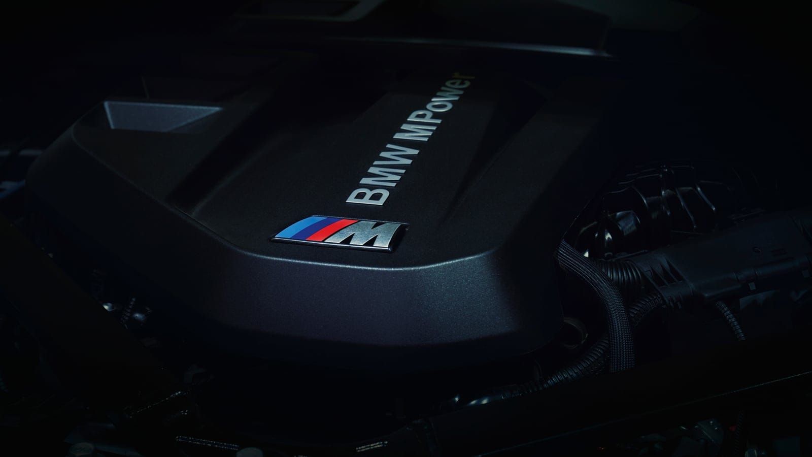 2023 BMW M3 Engine View 