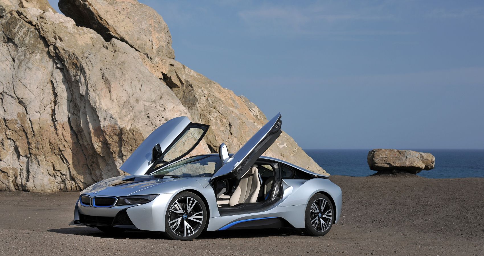 BMW i8 Side Image With Doors Open