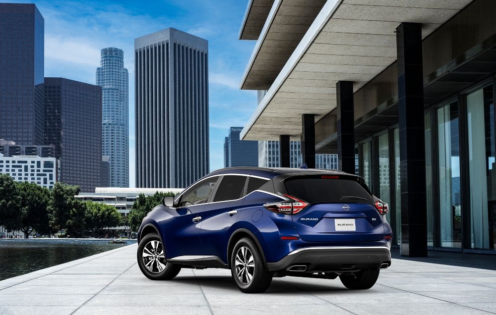 Blue 2023 Nissan Murano on the driveway