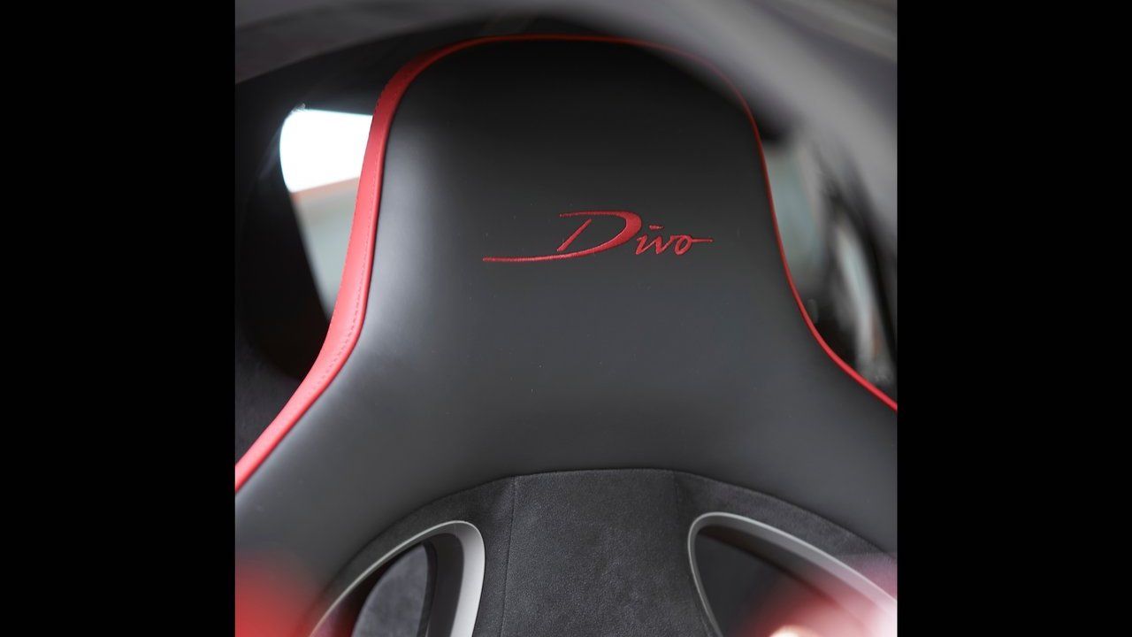 Bugatti-Divo_Lady_Bug-2020-Seat