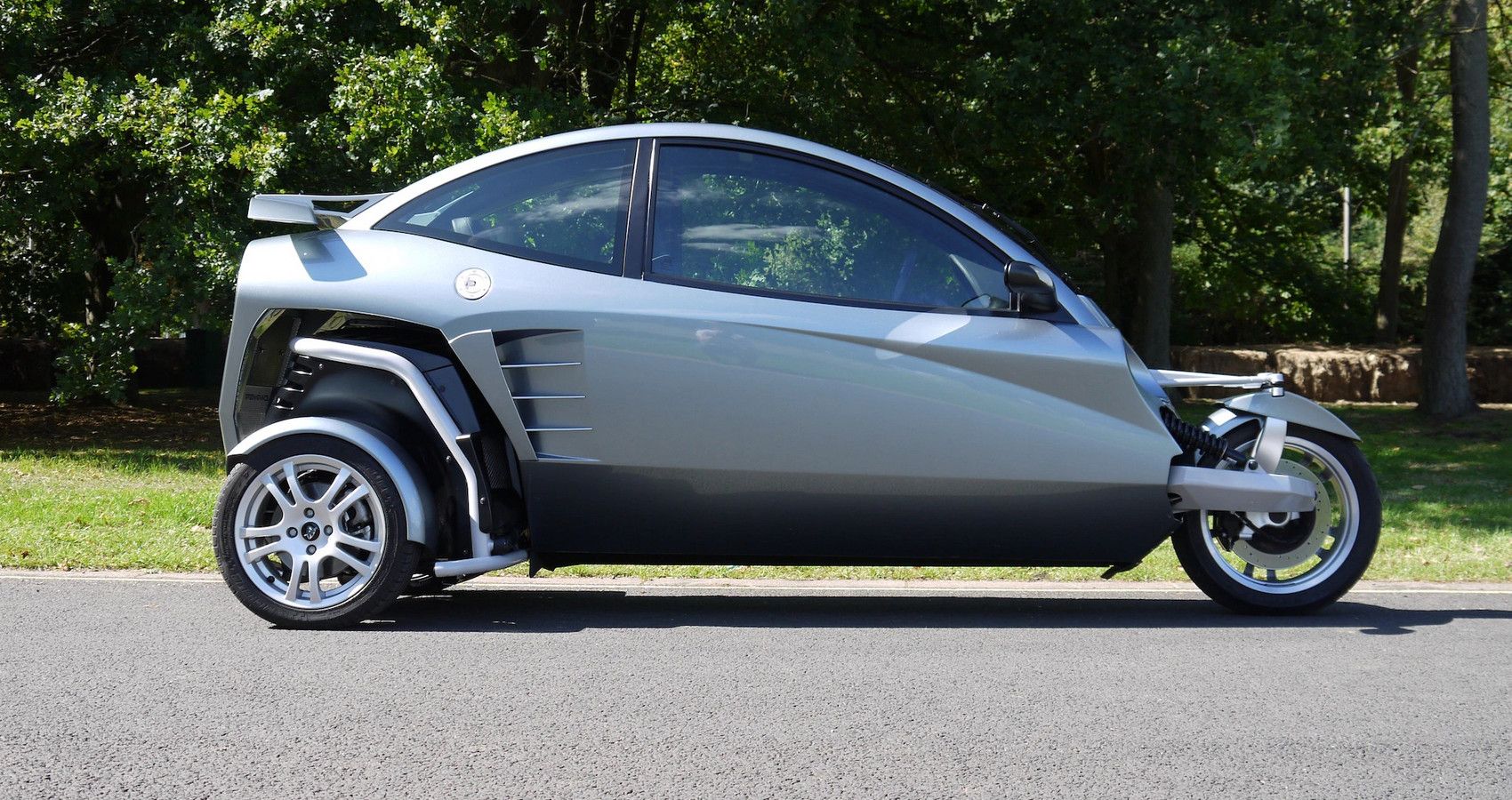 10 Weird And Wonderful European Cars We Would Love To Drive