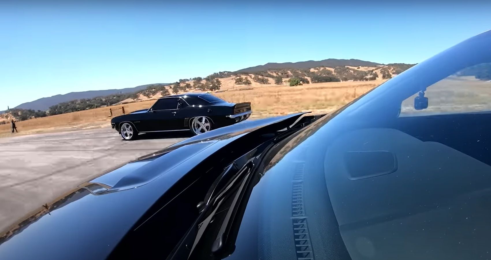 Watch This 1969 Chevrolet Camaro Z28 Put A 550-HP Honda Civic Type R To ...