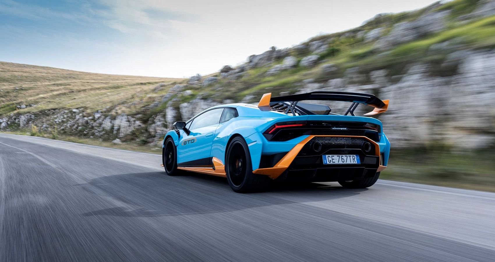 Lamborghini Huracan STO - Rear