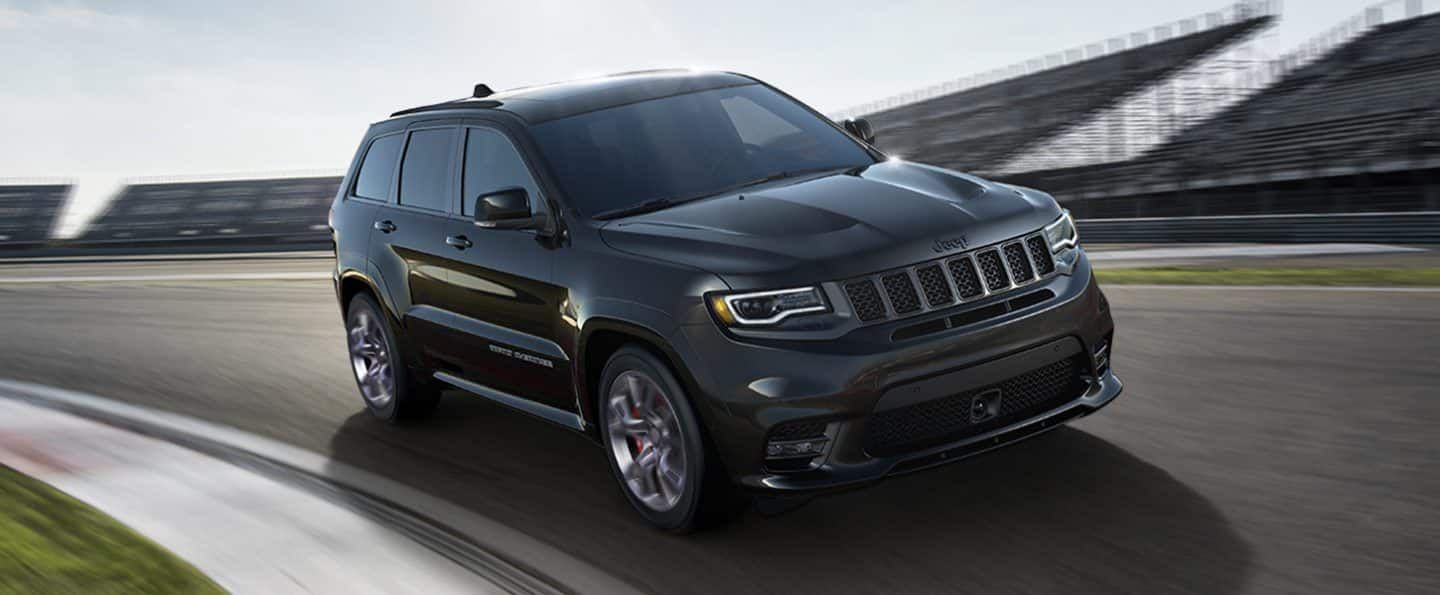 Jeep Grand Cherokee SRT on the track 