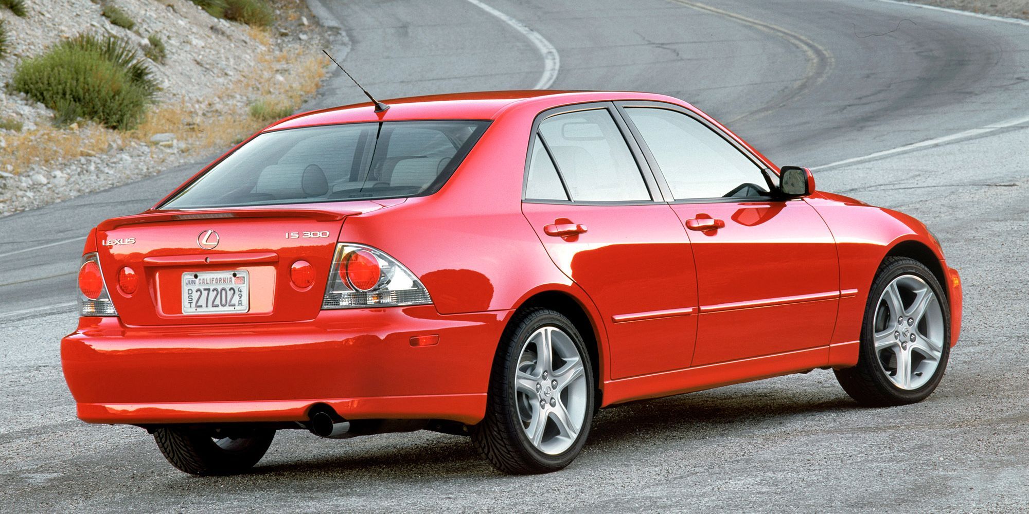 here-s-why-the-2001-lexus-is-300-is-a-cheap-fun-car-for-gearheads-under