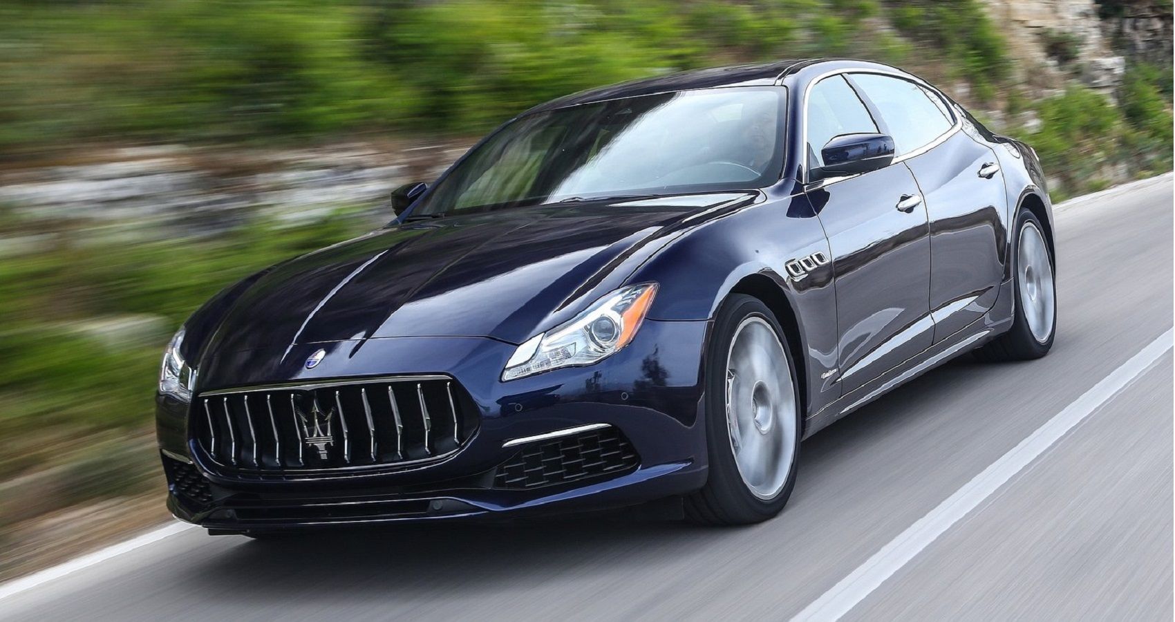 Maserati Quattroporte - Front