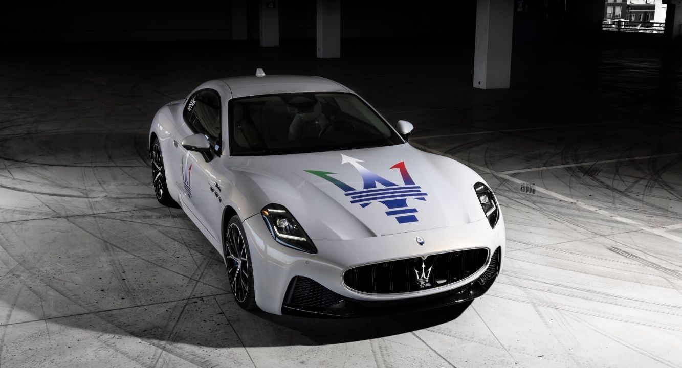 MaseratiGranTurismo V6 Front Angled