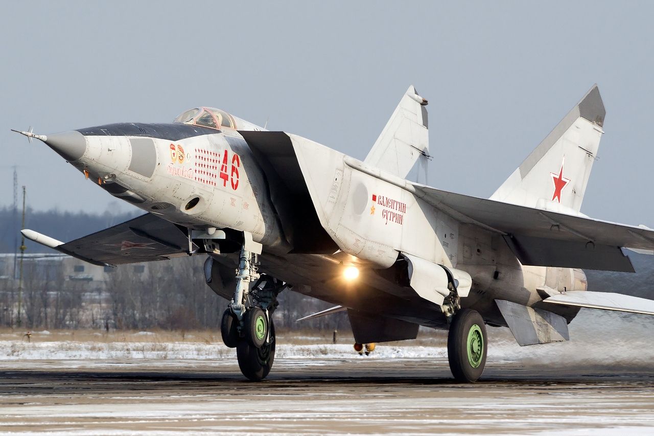 MiG-25RB Fighter Jet