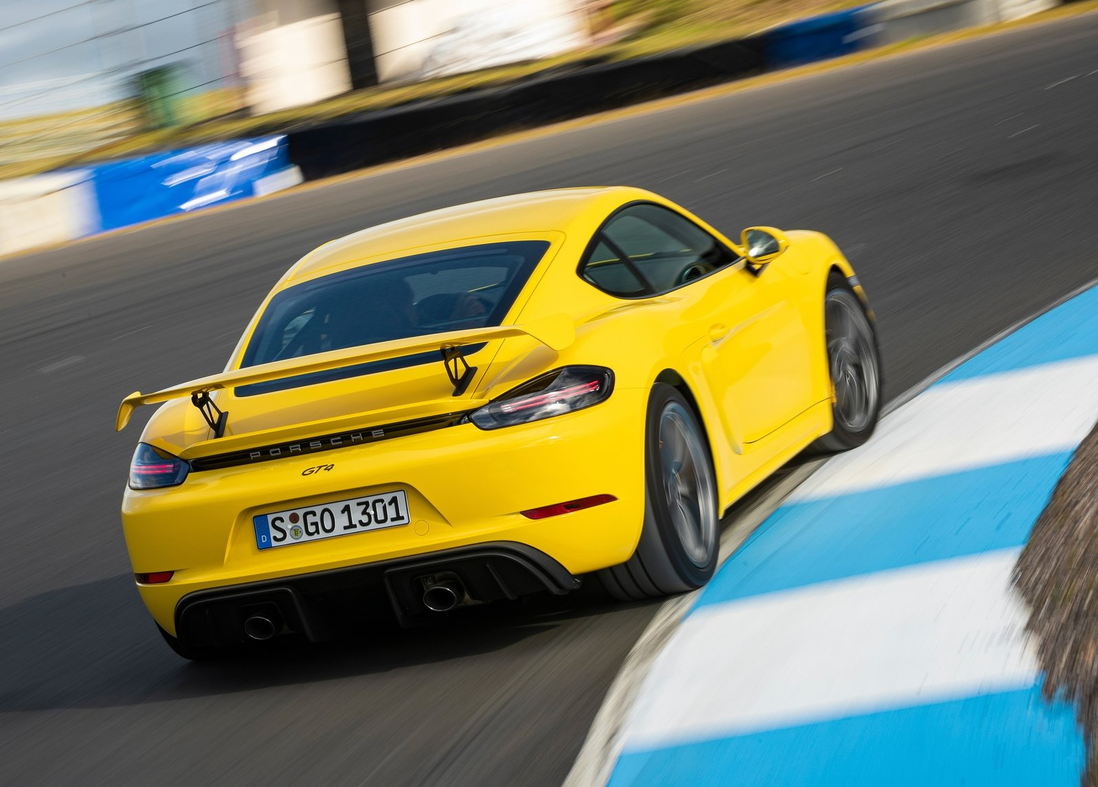 Porsche Cayman GT4 Handling On Track