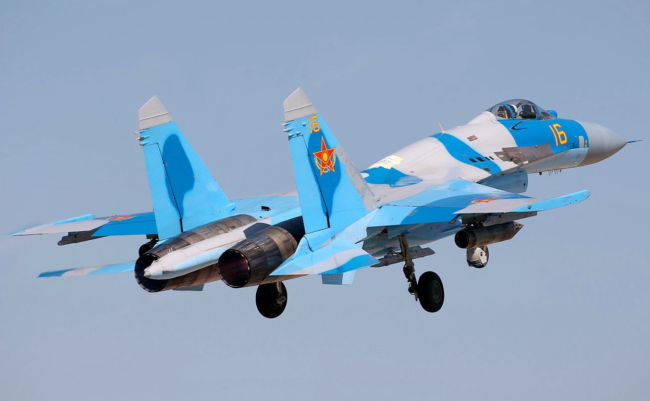 Su-27P Fighter Jet