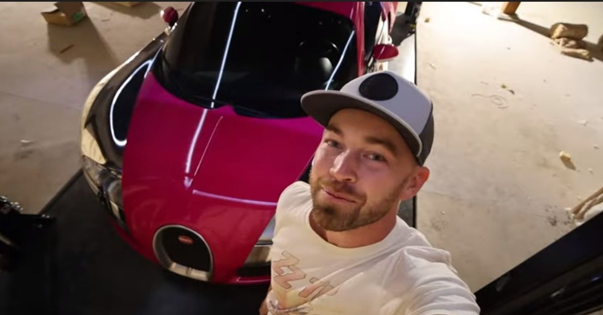 The Stradman YouTube Channel Bugatti Veyron with Stradman on the Supercar Elevator