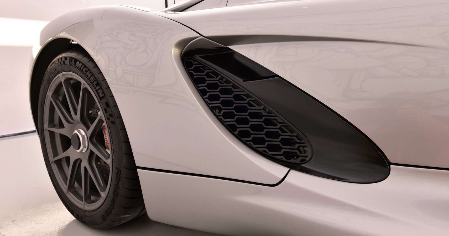Heres Why Divergent Blade The First Ever 3d Printer Hypercar Is Awesome