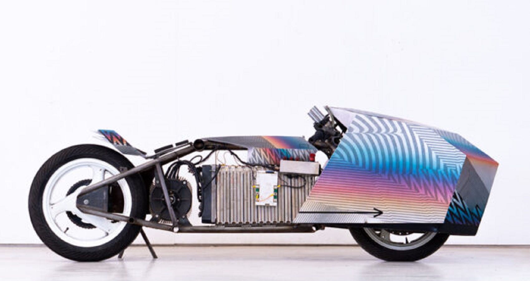 Estputnik II Is An Electric Drag Racing Bike That Will Make You Trip