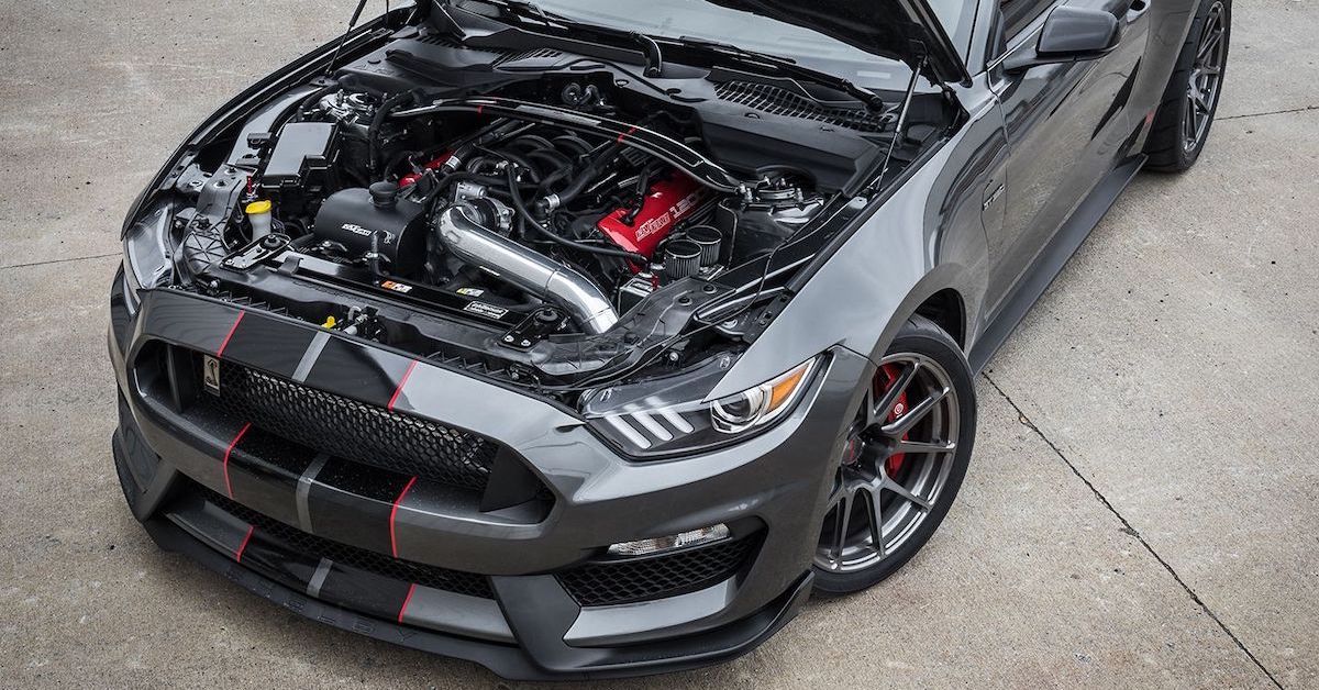 Ford Mustang Shelby GT350's engine