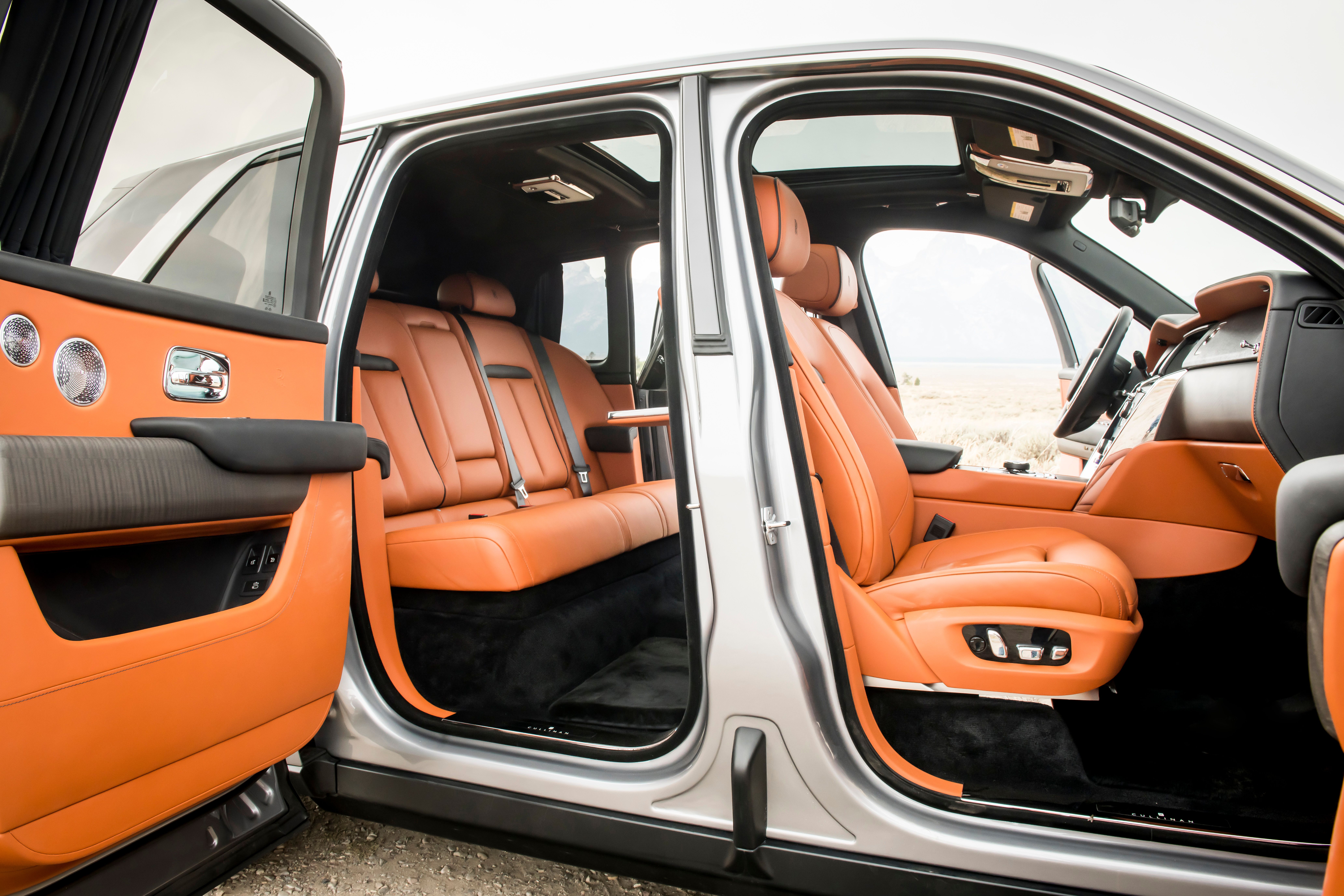A look inside the Rolls-Royce Cullinan.