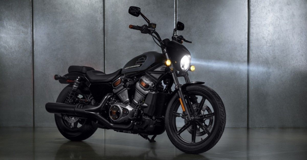2022 Harley-Davidson Nightster front third quarter cinematic view