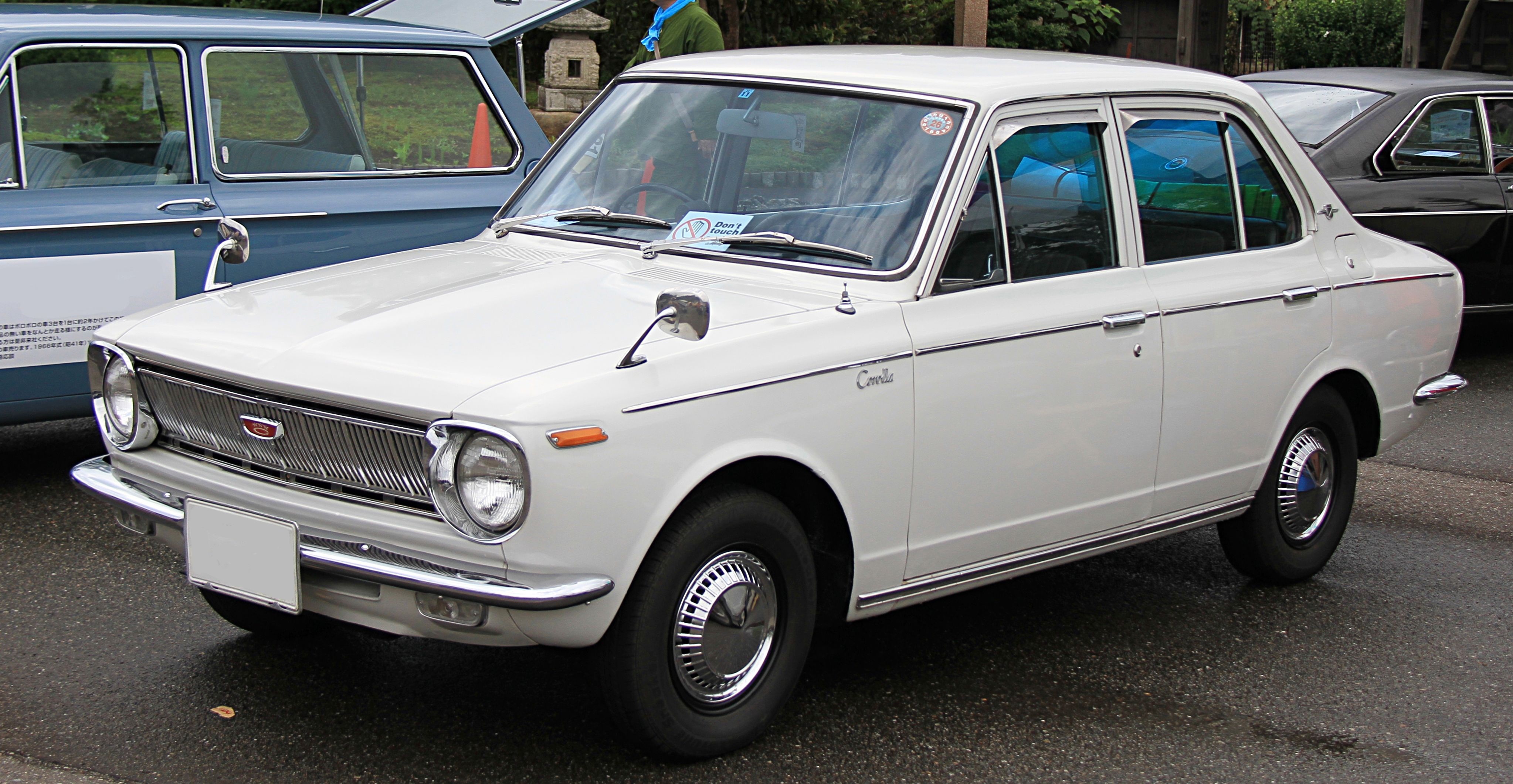 First-generation Toyota Corolla, front