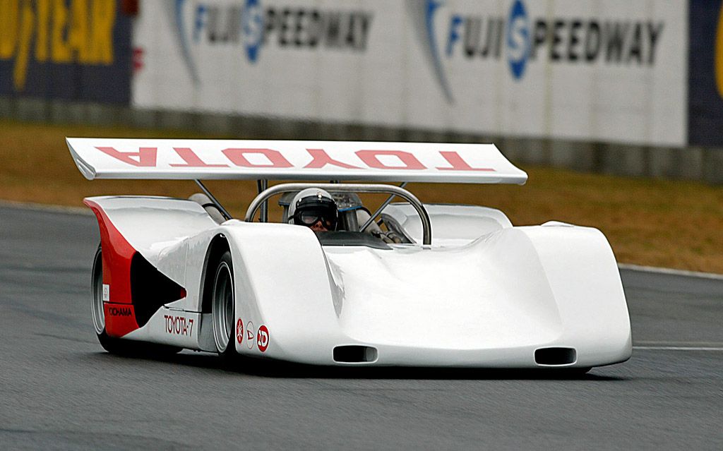 1969 Toyota 7 on the track
