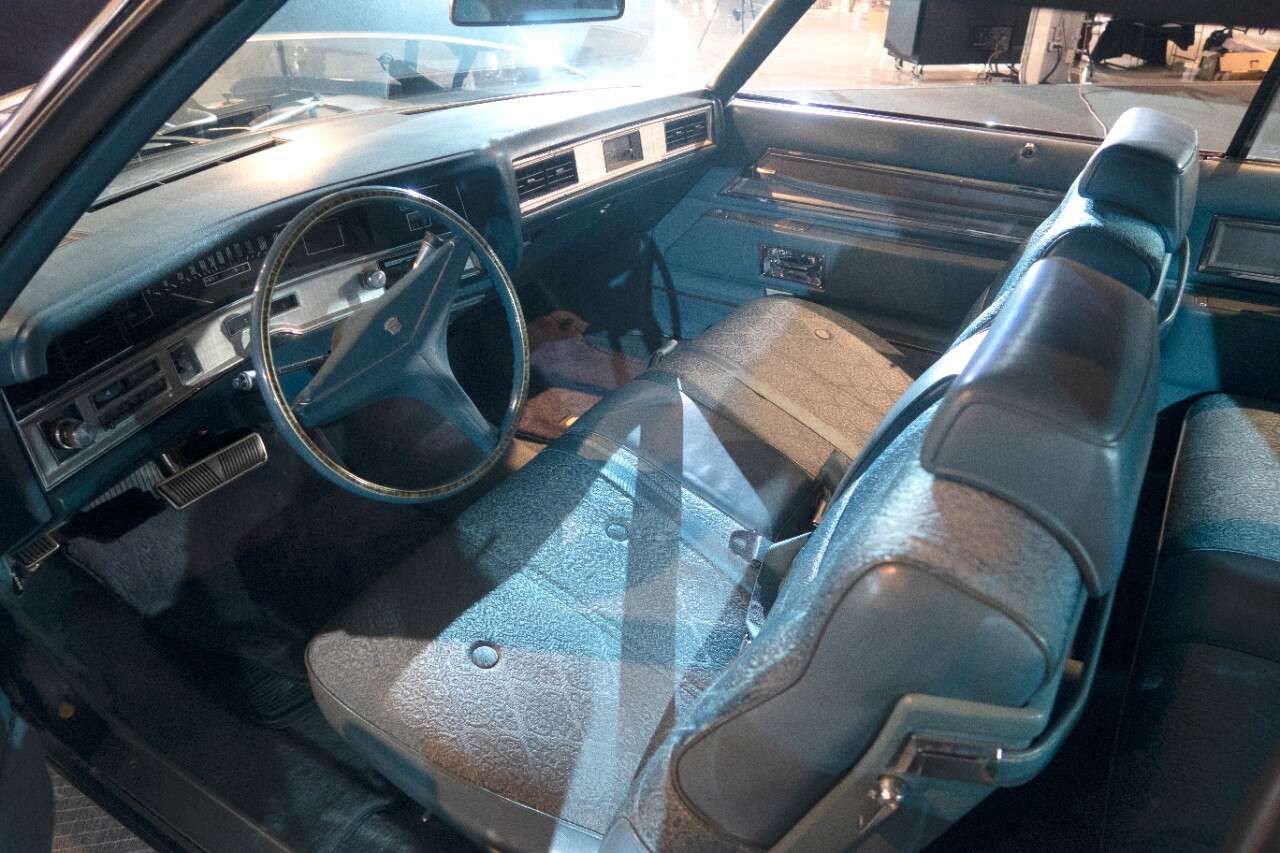 Cadillac DeVille IV Coupe 8.2 V8 Specs, Performance, Comparisons