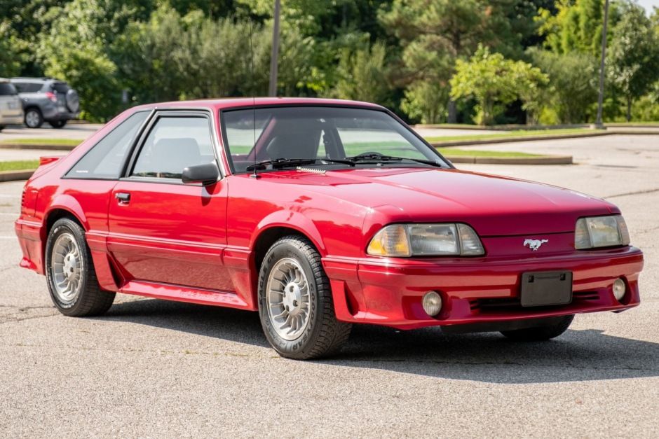 1987_ford_mustang_gt