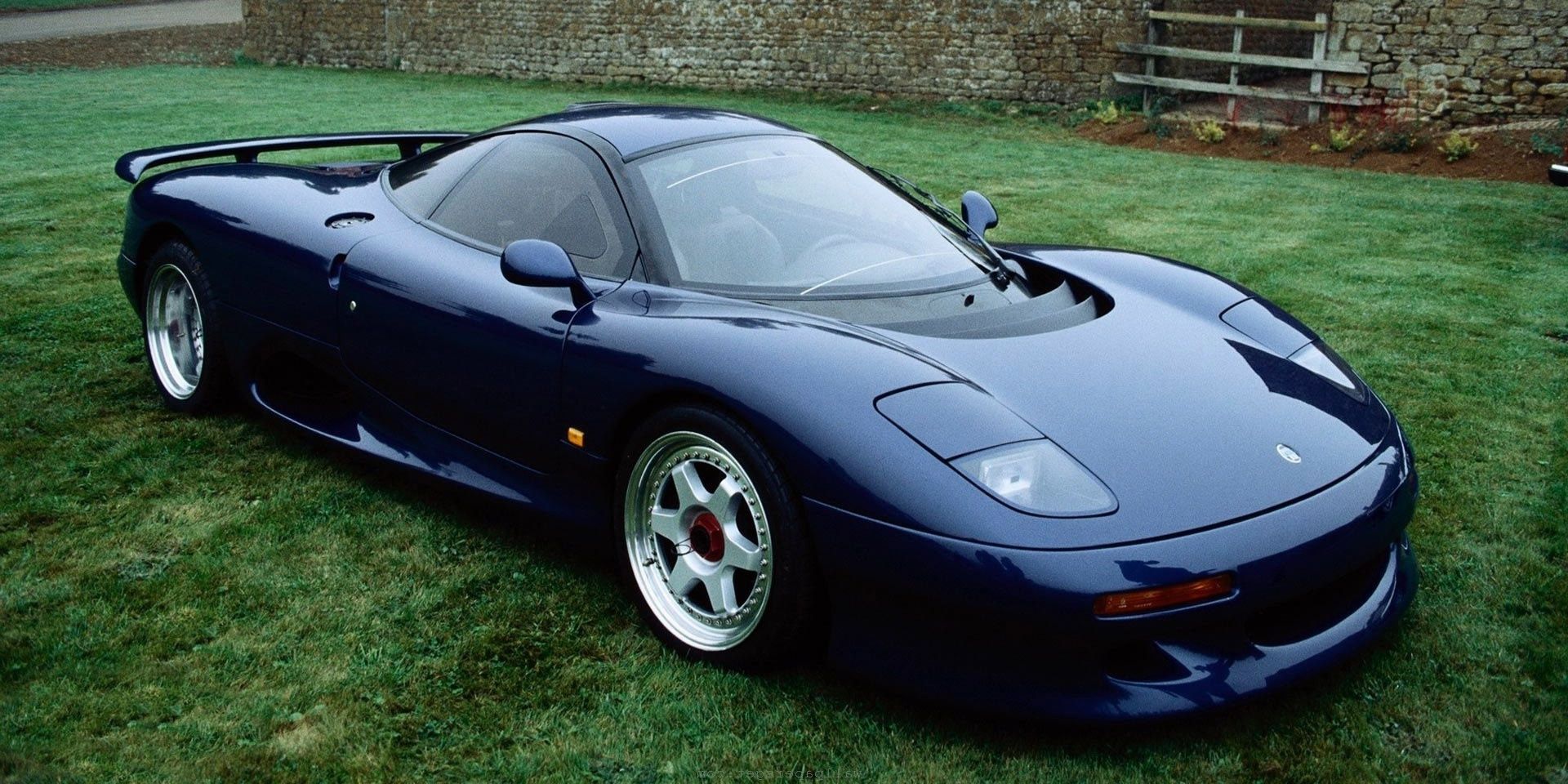 1991 Jaguar XJR 15 Cropped