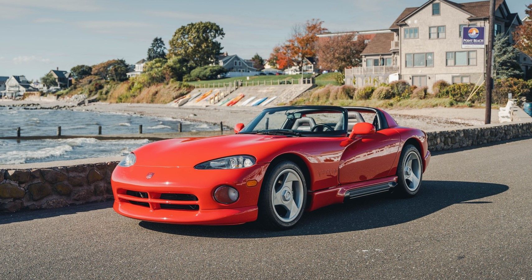 A Used First-Gen Dodge Viper Is A Surprisingly Affordable Classic Car That Will Appreciate In Value