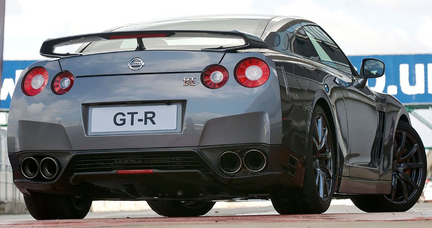 2012-r35-nissan-gt-r-exterior-rear-angle-view