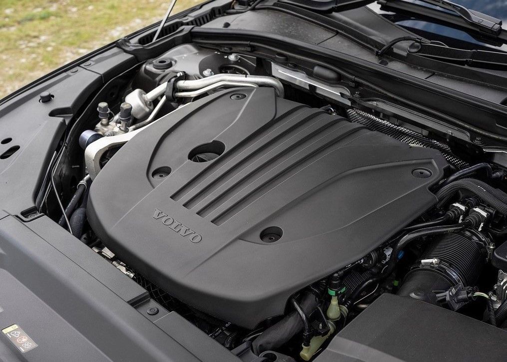 Motor Volvo V90 