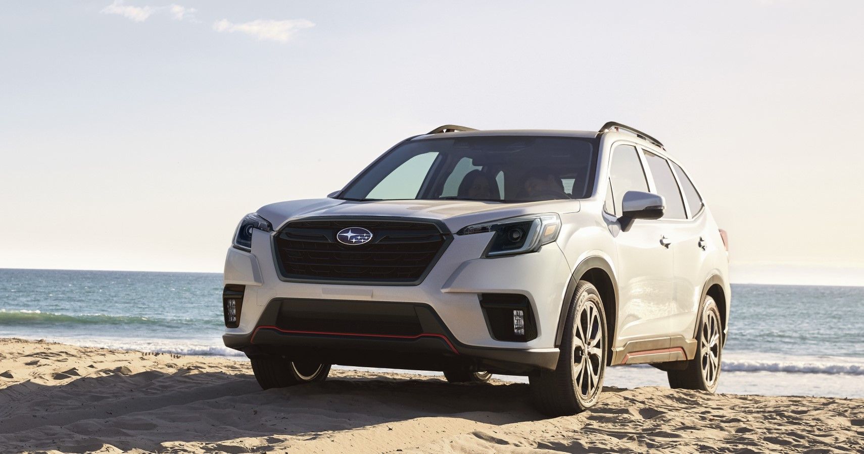 2023 Subaru Forester front third quarter wallpaper view