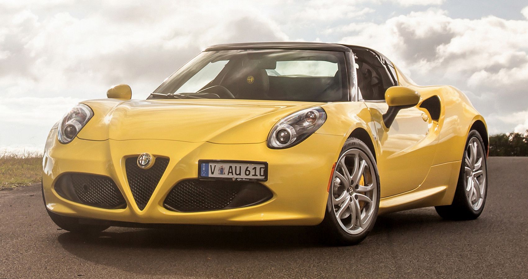 Alfa Romeo 4C - Front