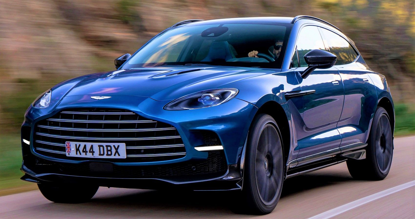 Aston Martin DBX707 - Front