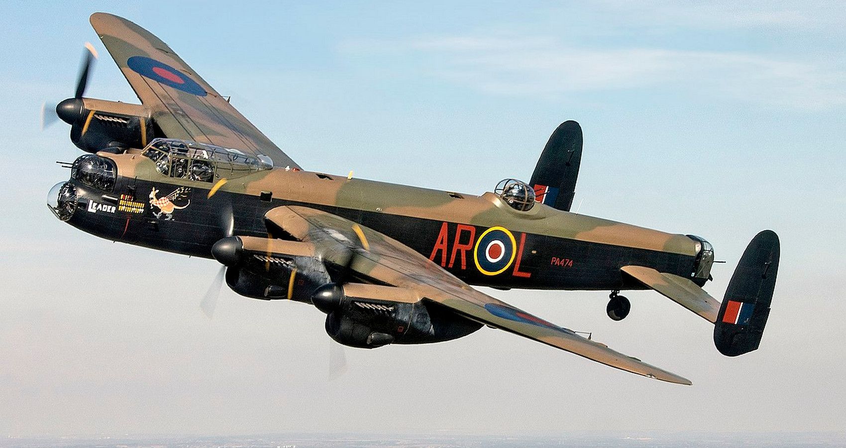 Avro Lancaster - Front