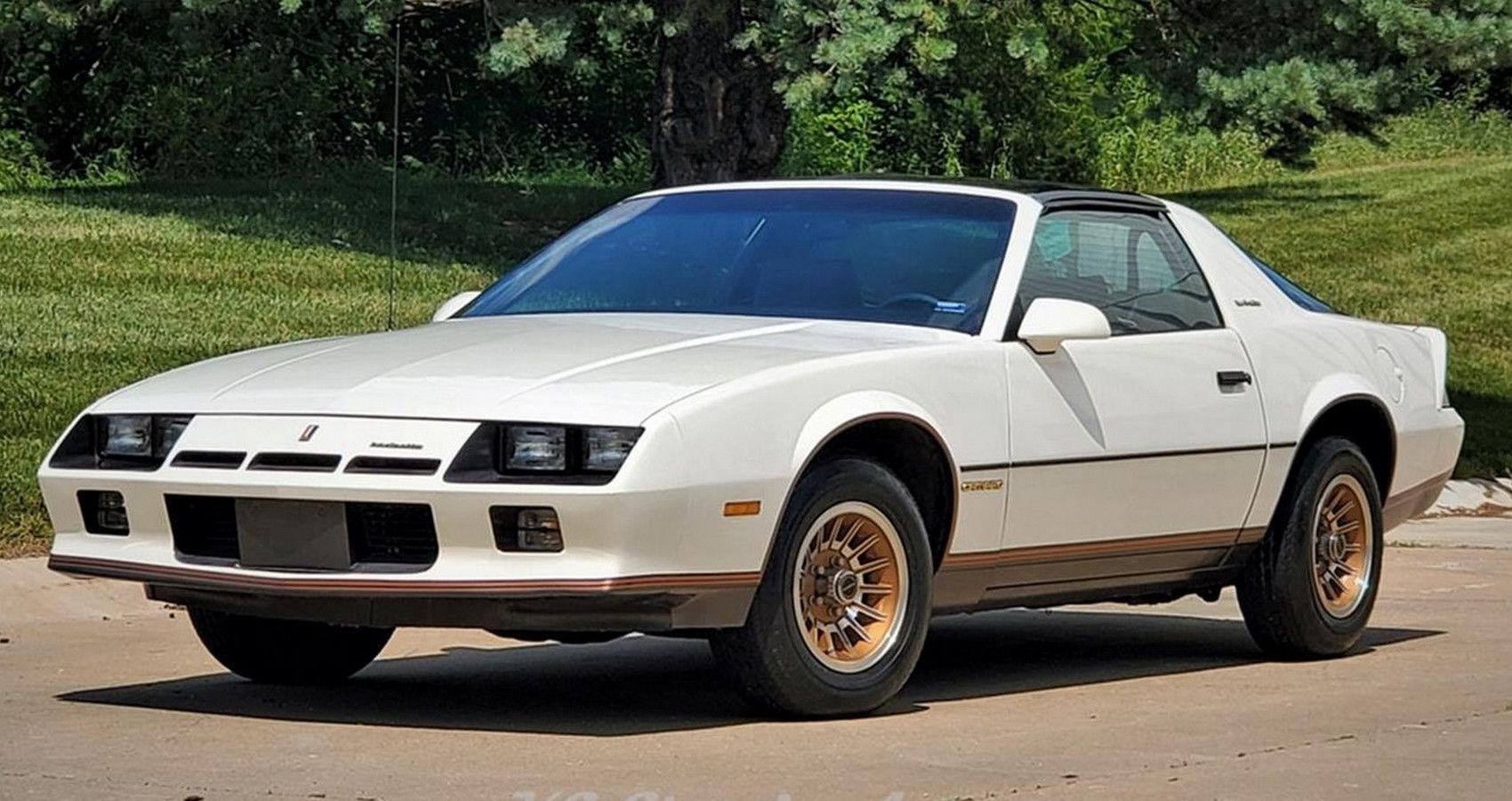 Chevrolet Camaro - Front