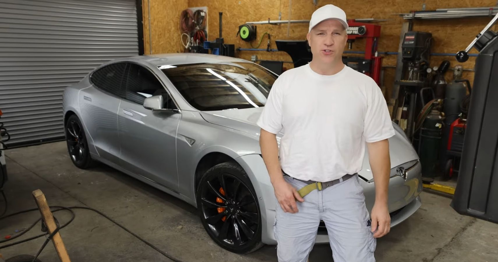 how to check mileage on tesla