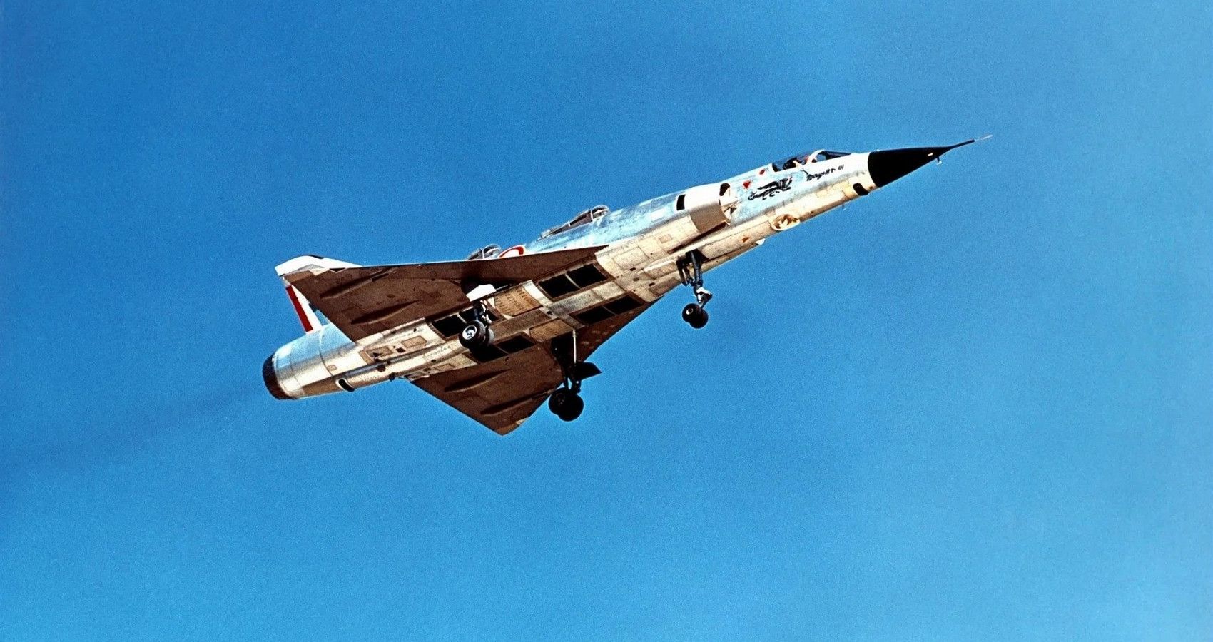 Dassault mirage III V - Underside
