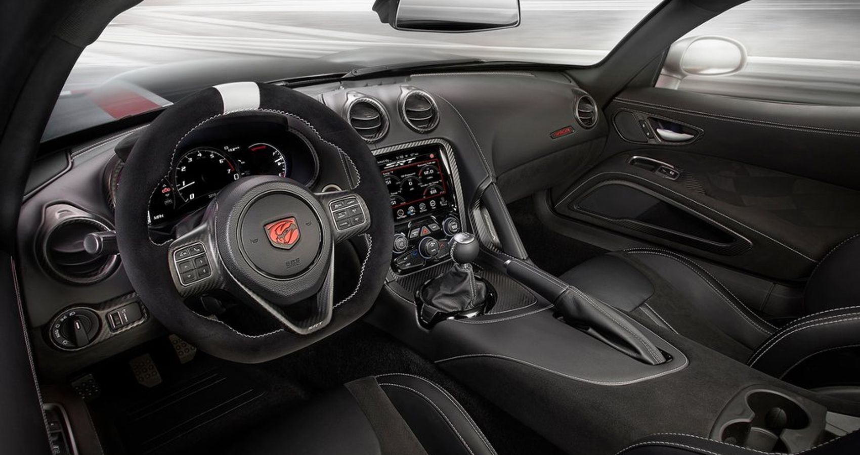 Dodge Viper ACR Extreme interior