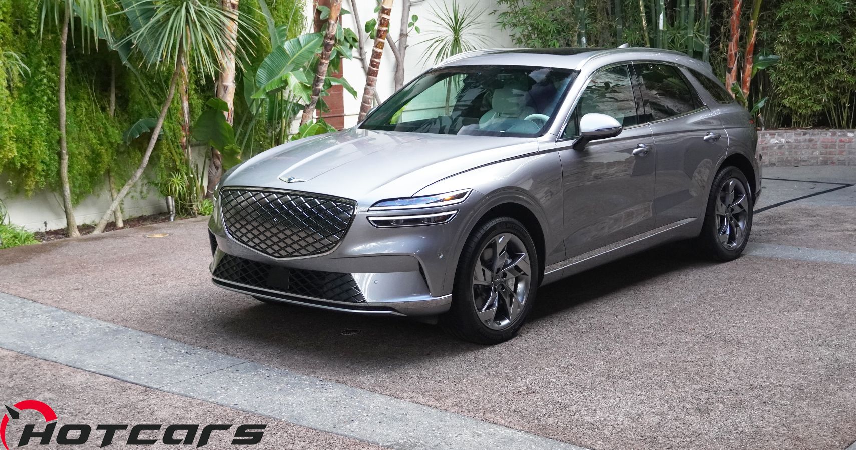 First Look: HotCars Previews The Fully Electric Genesis GV70 SUV Before ...