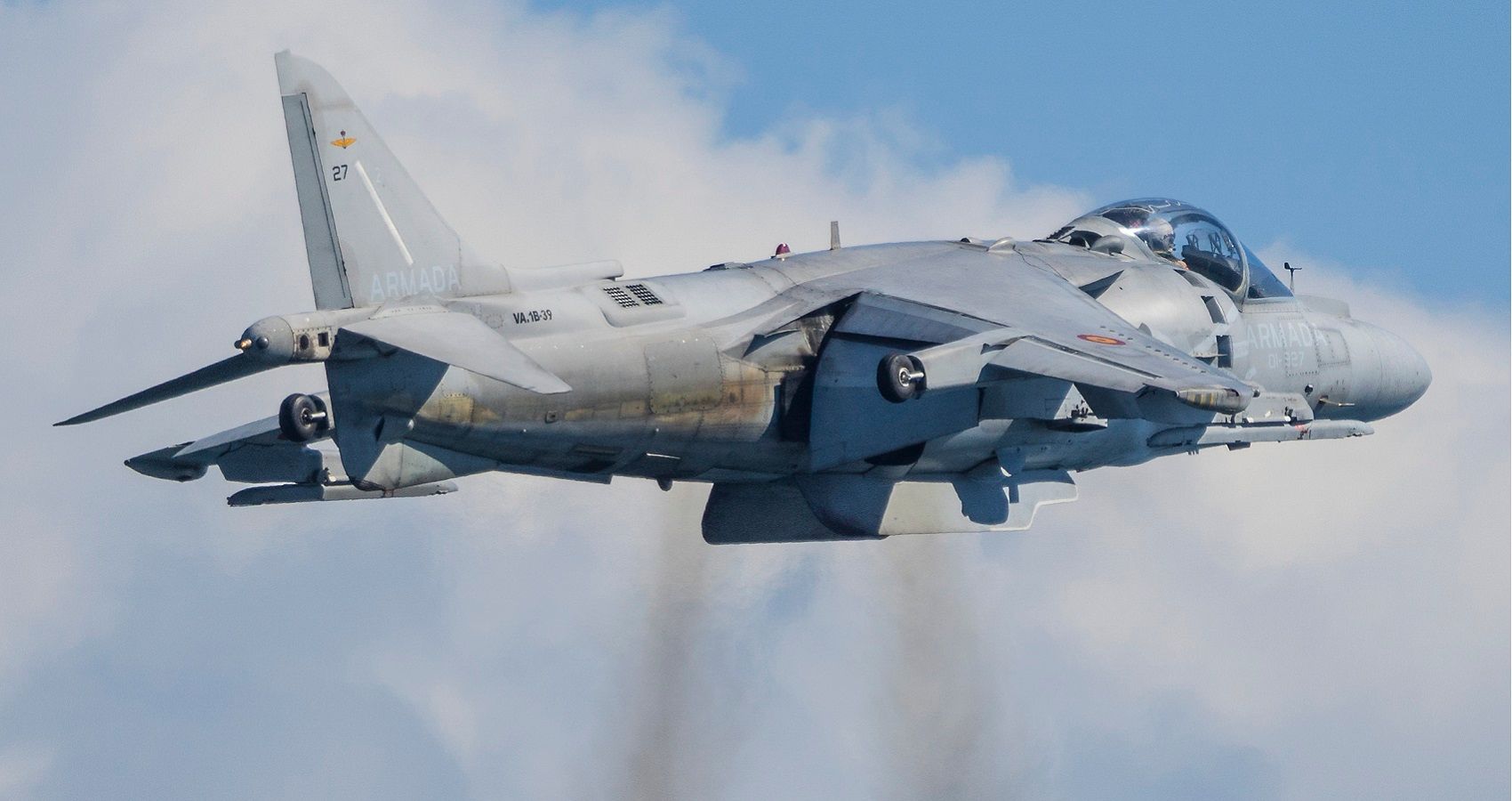 Harrier-Jump-jet---1