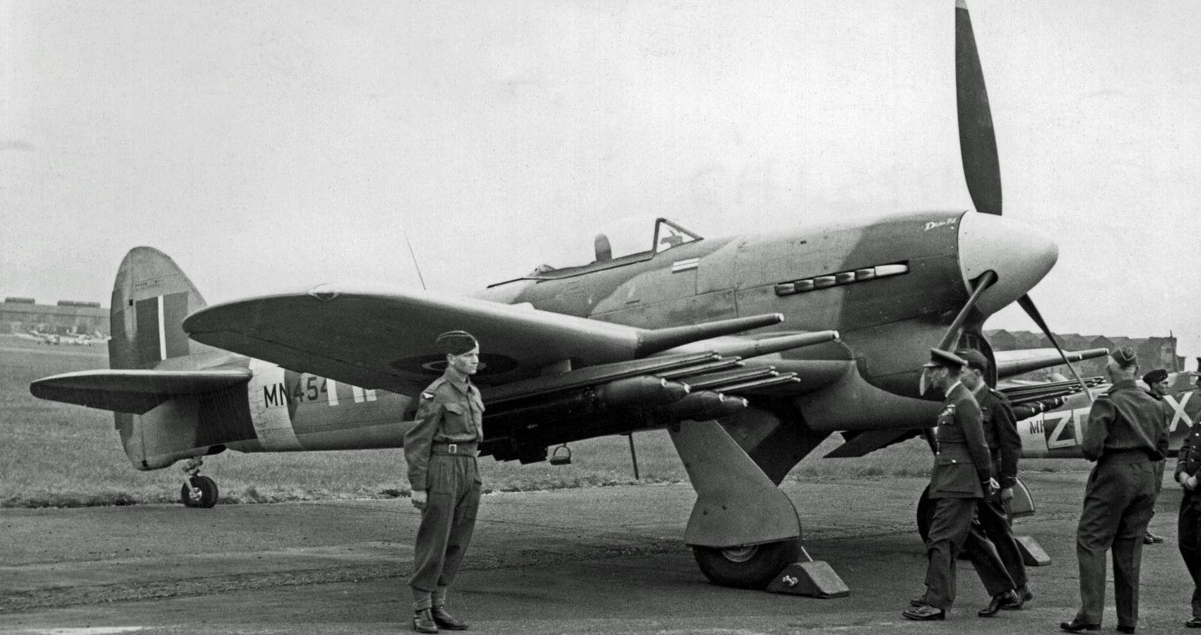 Hawker Typhoon - Front