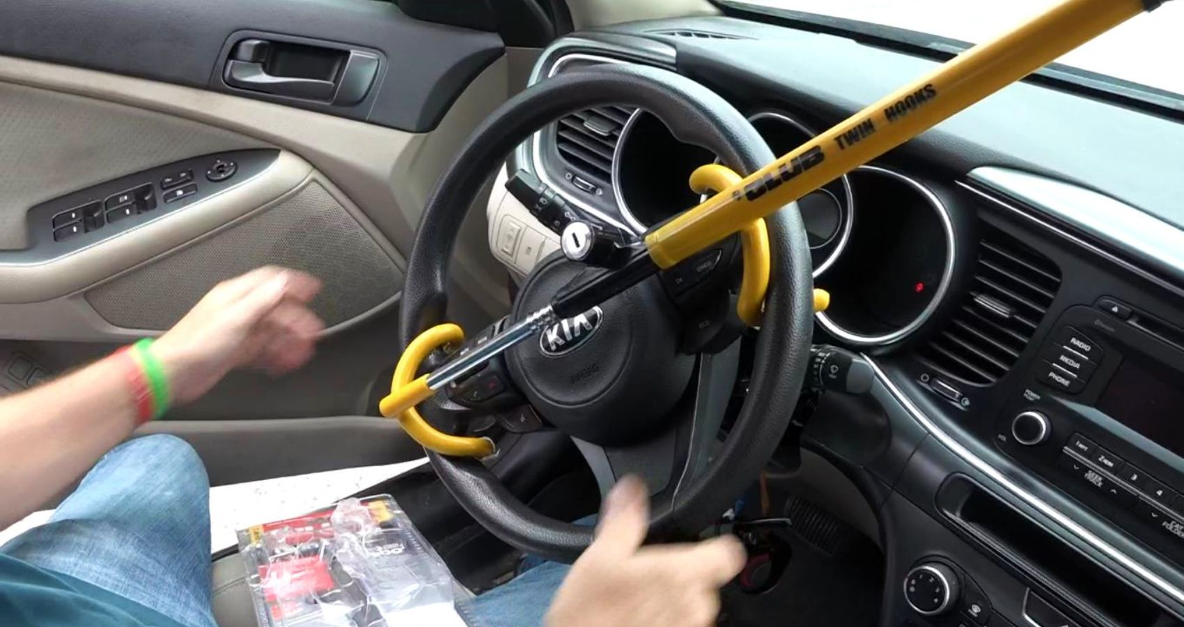 Hyundai Steering Lock