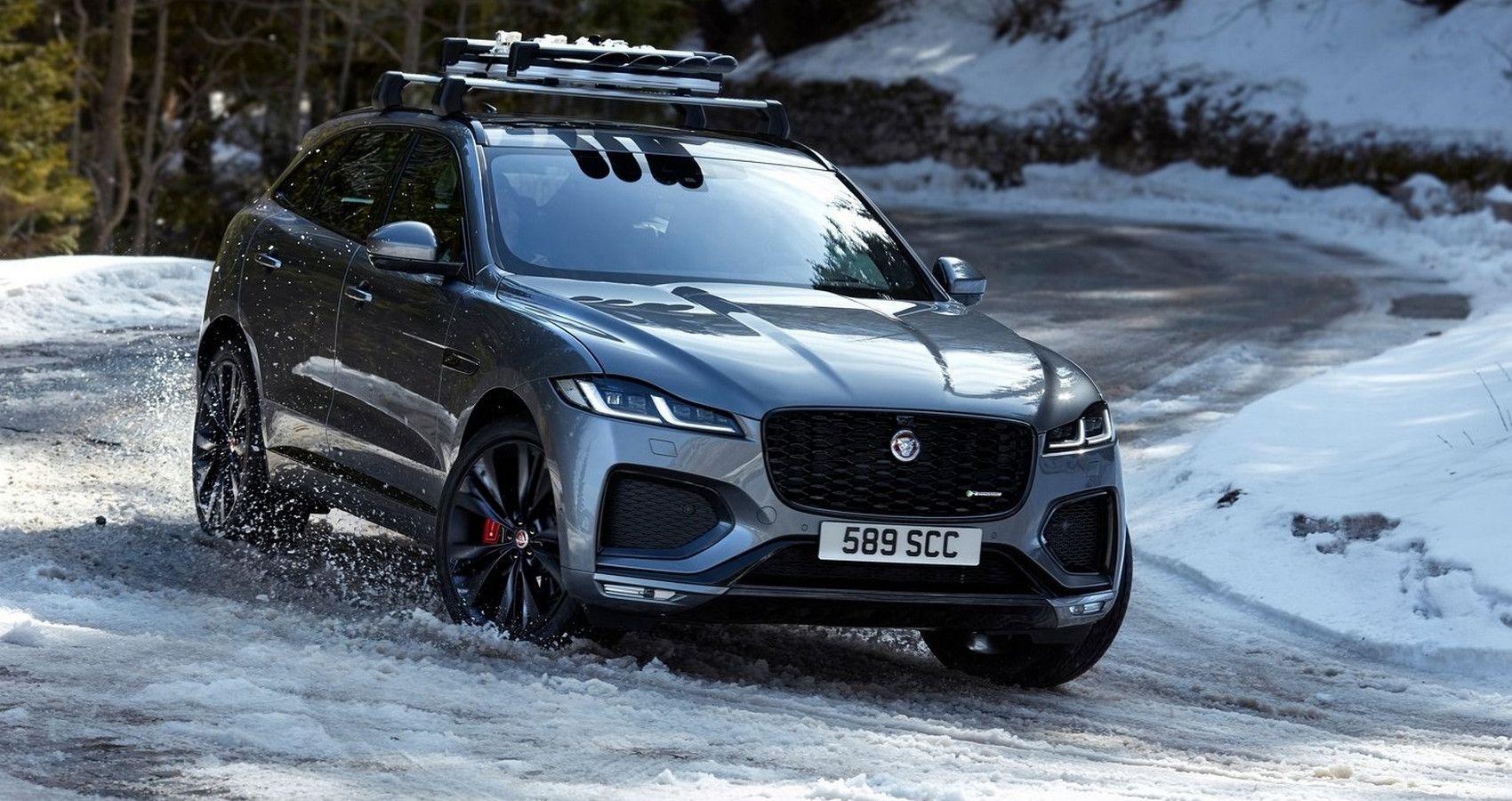 Jaguar F-Pace - Front