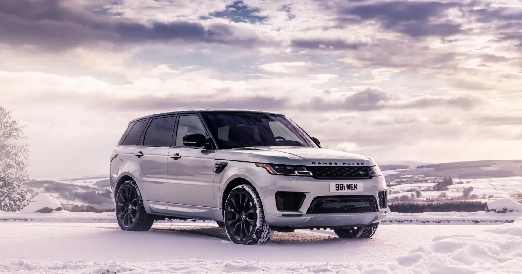 Land Rover Range Rover Sport HST In the snow 