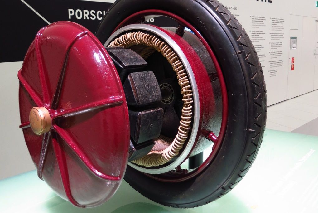10-fast-facts-about-ferdinand-porsche